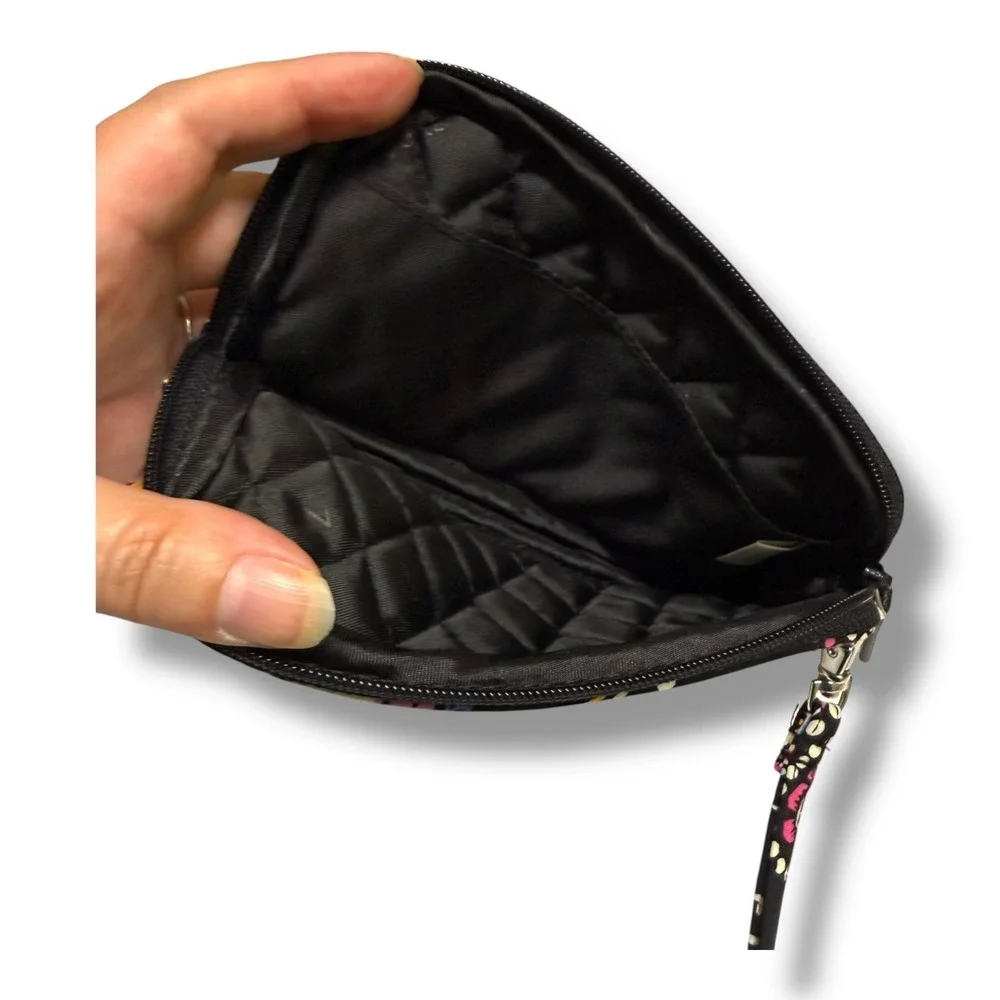Vera‎ Bradley Tech Case Bandana Swirl 21523-142 Retired Black Bright Floral